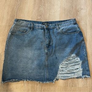Pretty Little Thing - Denim Skirt